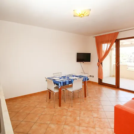 Sunflower Apartment
